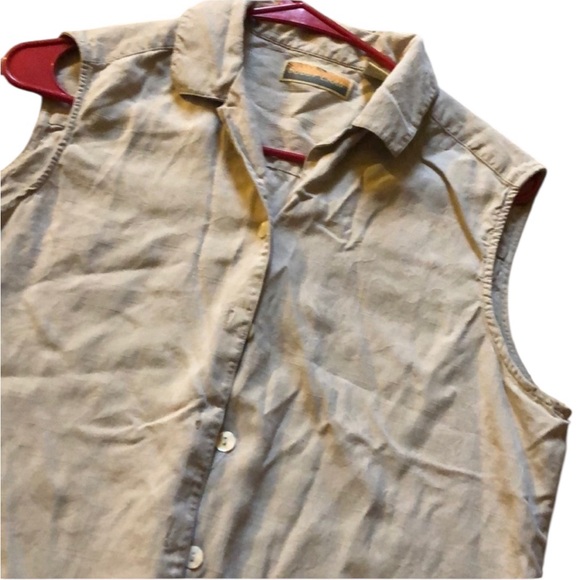 100% silk button up top size M - Picture 2 of 6